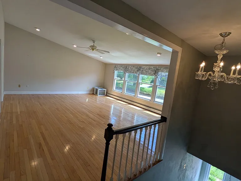 9 N River Dr — Photo 4