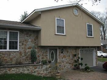 1st image of 1435 Oakwood Dr