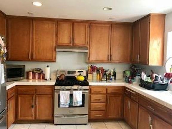 3rd image of 9174 Langdon Ave