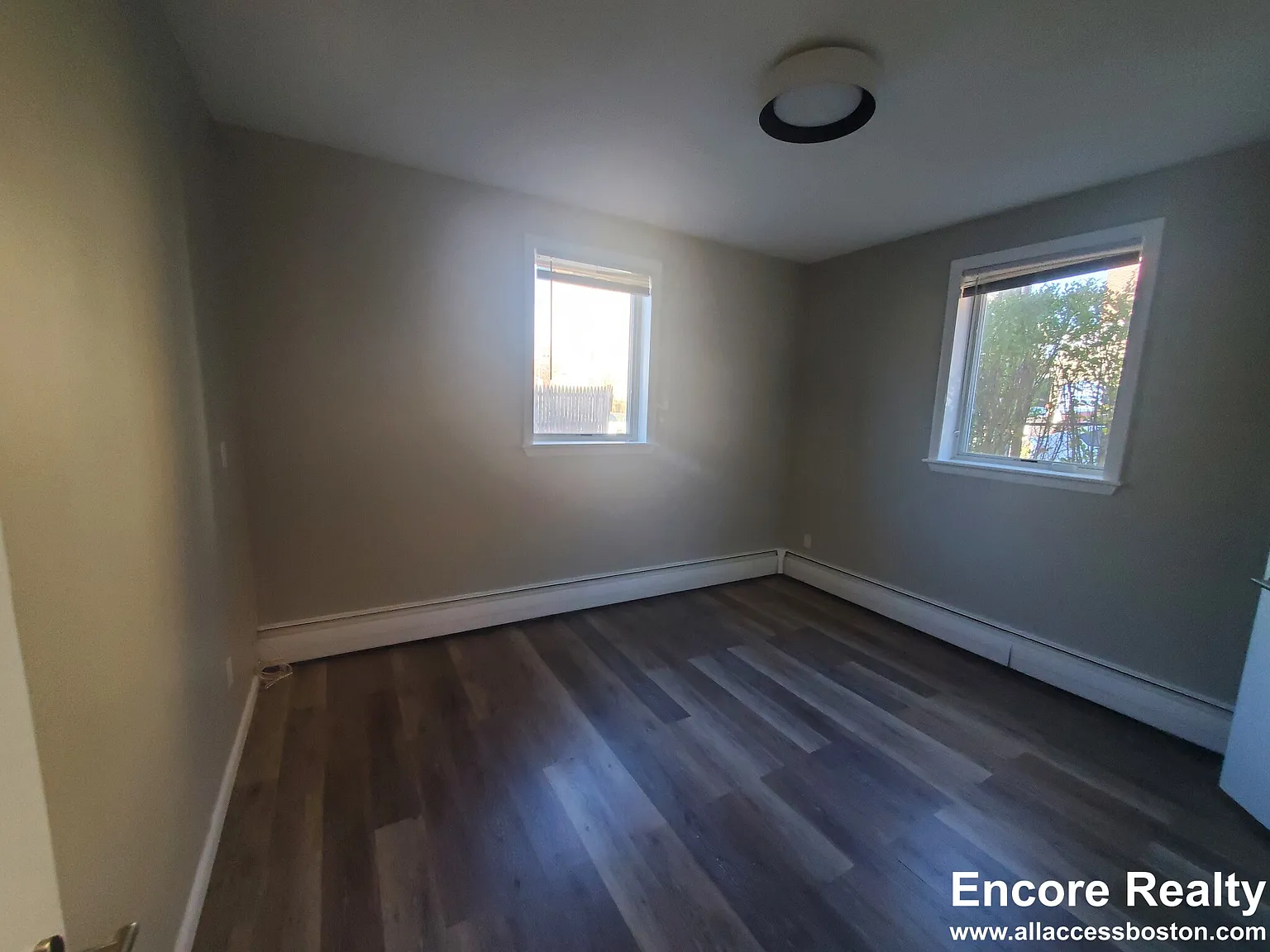 2 bed, 810 sqft, $2,900 — Photo 4