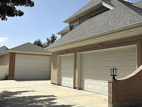 3rd image of 2217 W Kensington Park Dr