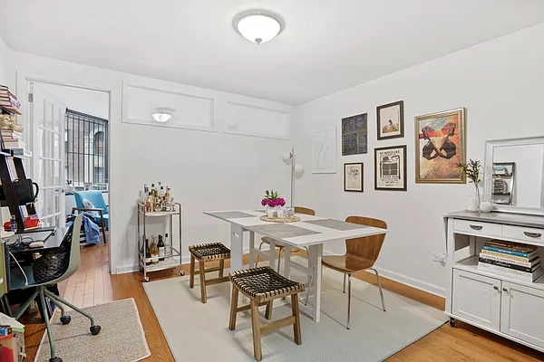 Rented by Douglas Elliman | media 16