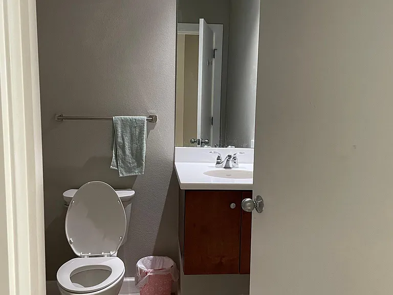 1208 E Kennedy Blvd #320 — Photo 8
