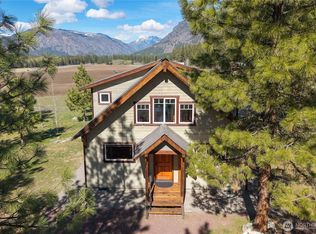 7 Last Chance Rd, Winthrop, WA 98862