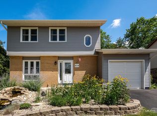 834 Oakton Ave, Romeoville, IL 60446