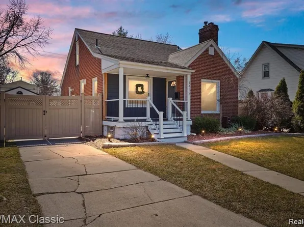 1439 Franklin Rd, Berkley, MI 48072