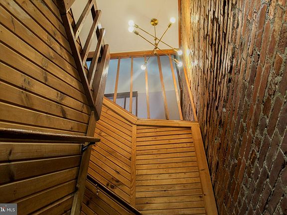 5th image of 505 N Rodney St