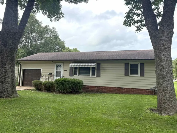 344 N 16th St, Estherville, IA 51334