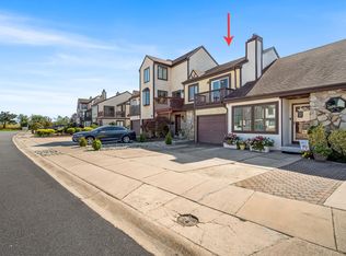 6 Bramble Dr, Brigantine, NJ 08203