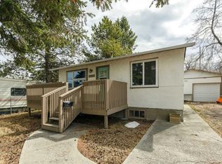 6507 N 34th Ave NW, Calgary, AB T3B 1M9