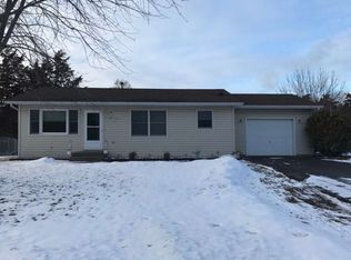 535 Sommers Landing Rd N, Hudson, WI 54016