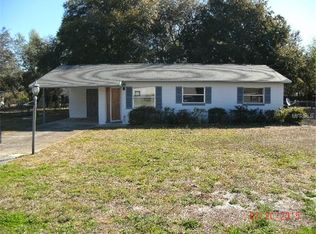 35850 Lakewood Dr, Leesburg, FL 34788