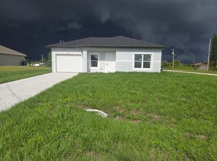 2305 Loraine Ave S, Lehigh Acres, FL 33976