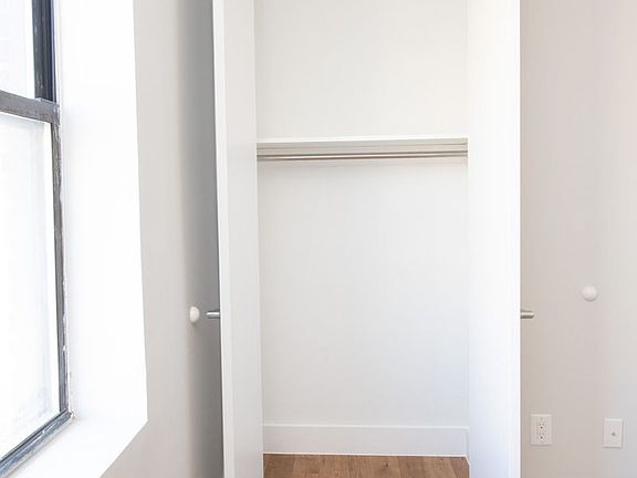 5th image of 590 W 204th St #23B
