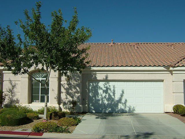 1st image of 9628 Emeraude Ave