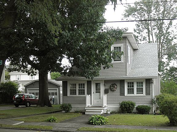 2nd image of 52 Philmont Ave