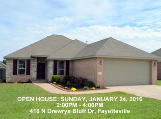 418 N Drewrys Bluff Dr, Fayetteville, AR 72704