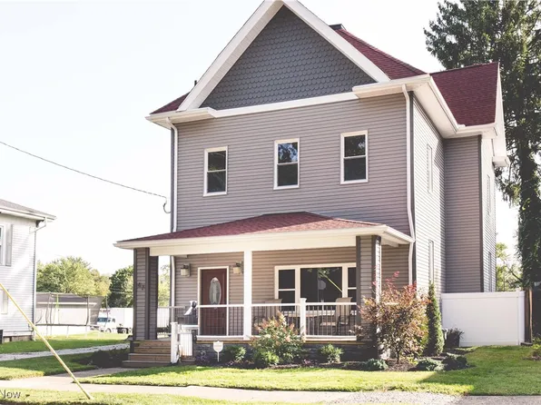 47 Canal St W, Navarre, OH 44662