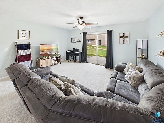 4th image of 8508 W Lavern Wipf St #13