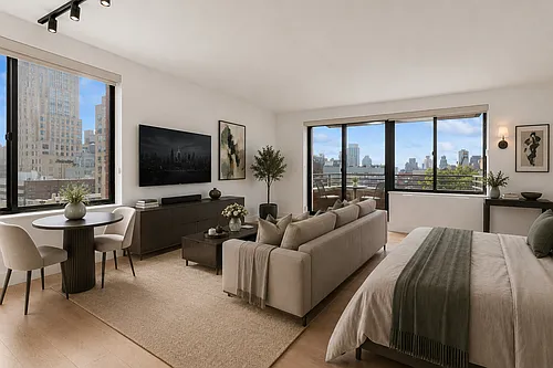 181 7th Ave #8A Photo 1
