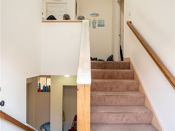 3rd image of 4305 S Puget Sound Ave