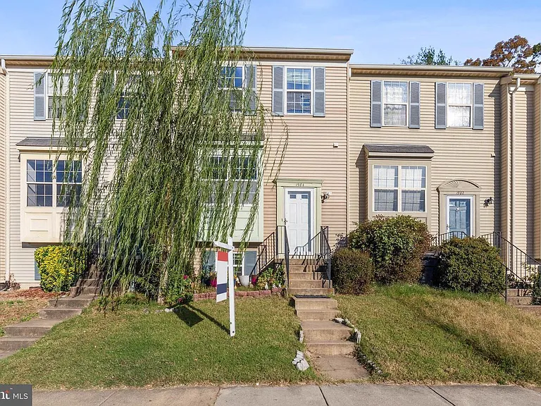 1984 Winslow Ct — Photo 1