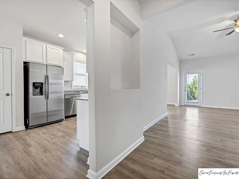 741 Spring Cress Dr — Photo 6