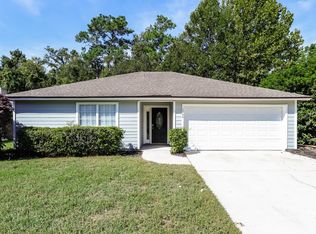 1142 Windy Willows Dr, Jacksonville, FL 32225