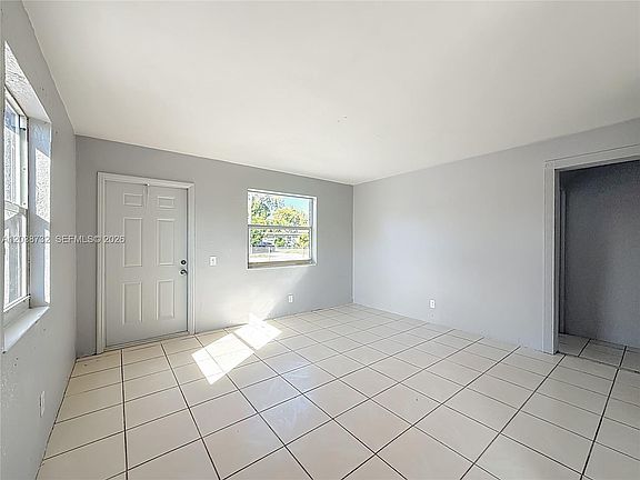 4th image of 2408 NW 8th St