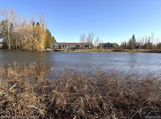 4052 S River Rd, Cheboygan, MI 49721