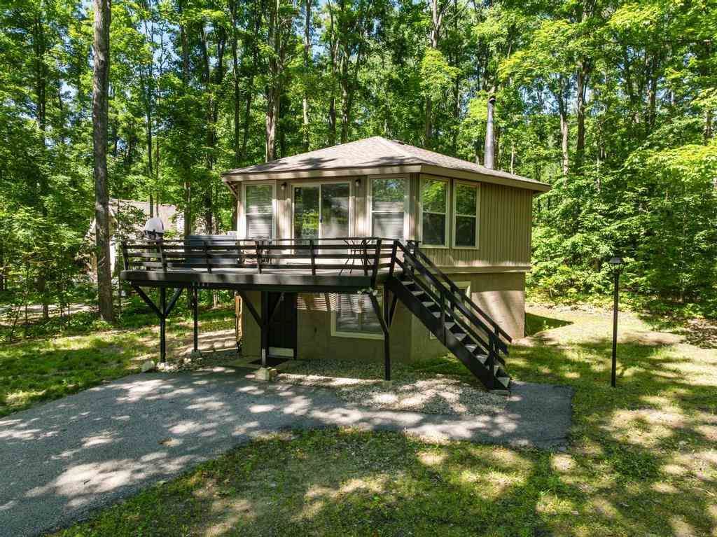 5341 Tyrol Ln, Harbor Springs, MI - View 5