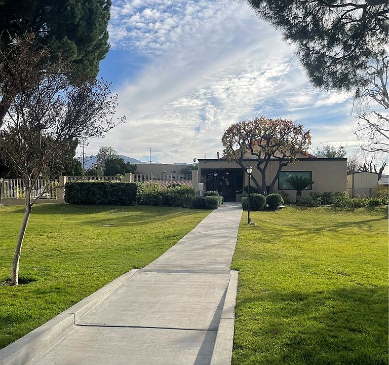 1st image of 27361 Sierra Hwy Space 175