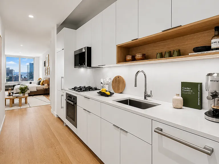 160 Water St #22V — Photo 3