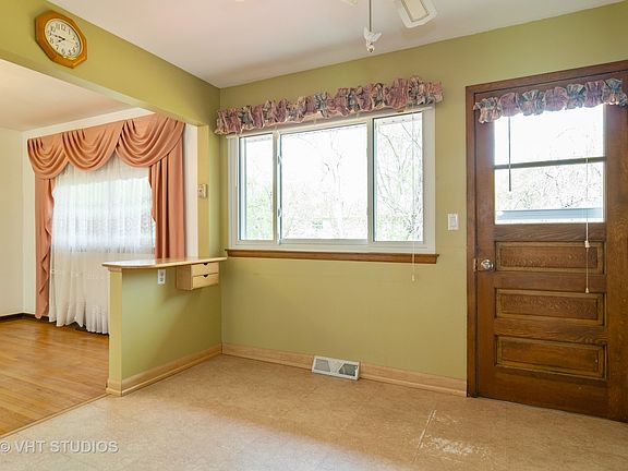 4th image of 1202 E Patten Dr W