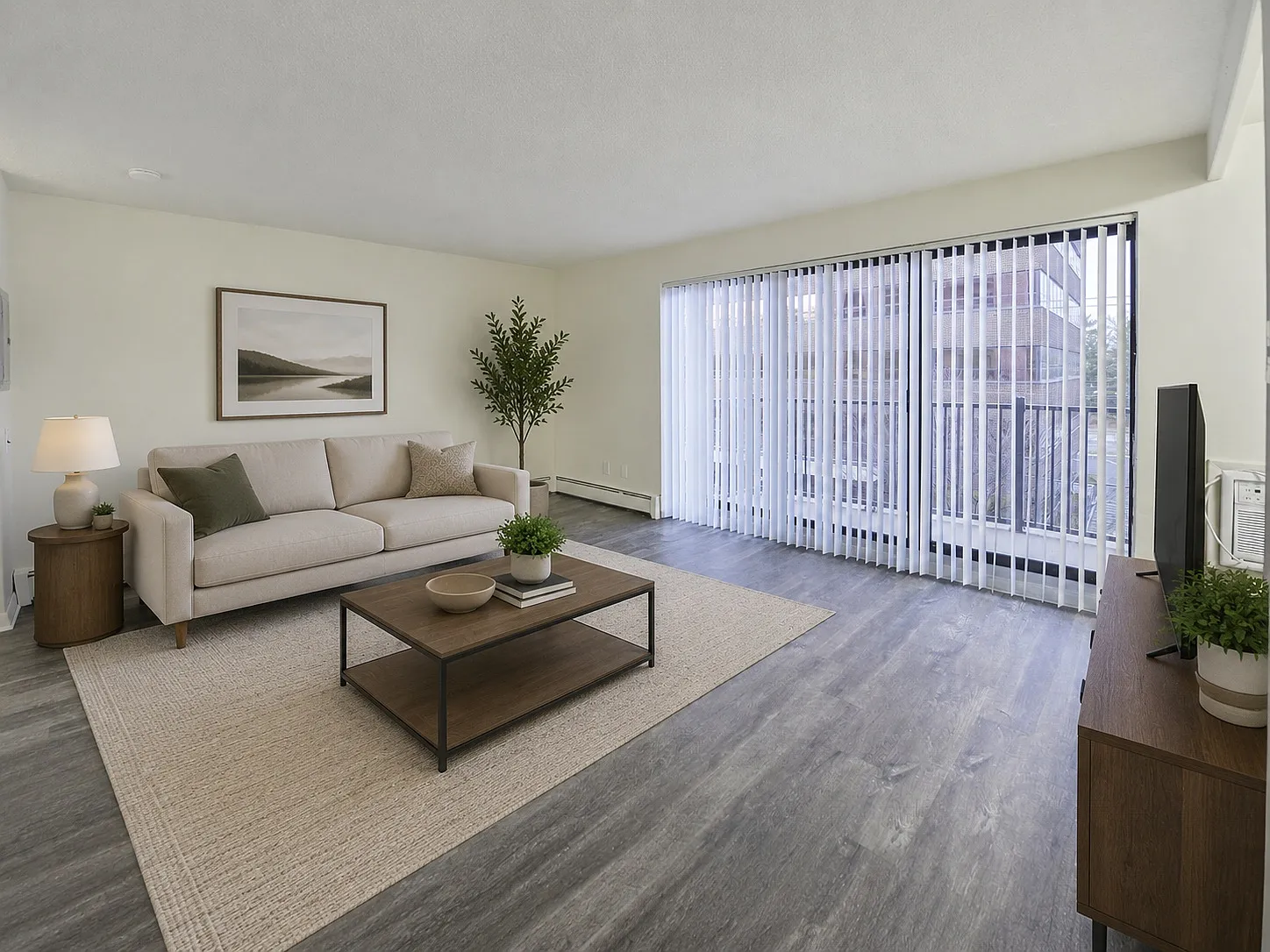 Lexington House Apartment Homes — Photo 2