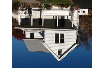 23 Whiton St, Windsor Locks, CT 06096