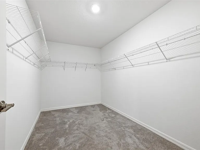12860 Tripoli Ave — Photo 17