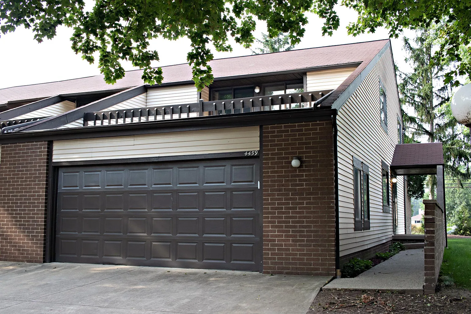 4459 Whitfield Ln #340 photo 1