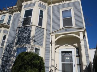 55 Summer St #2L, Somerville, MA 02143