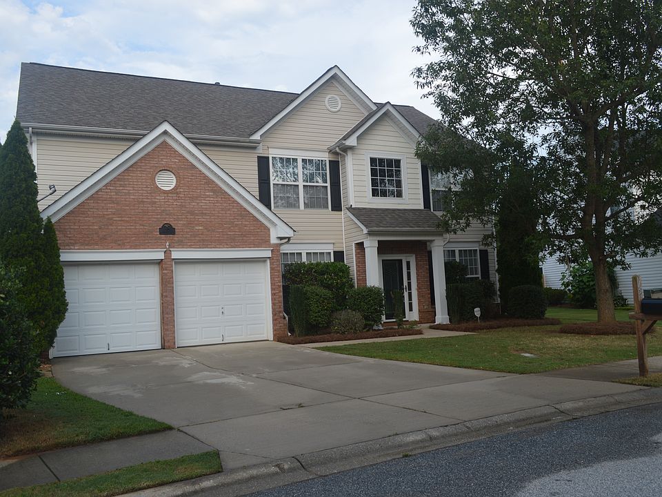 1st image of 15 Bradberry Cir