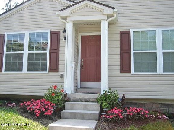 2nd image of 260 Robin Hood Dr