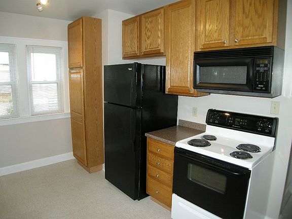 5th image of 75-77 W Lakeview Ave