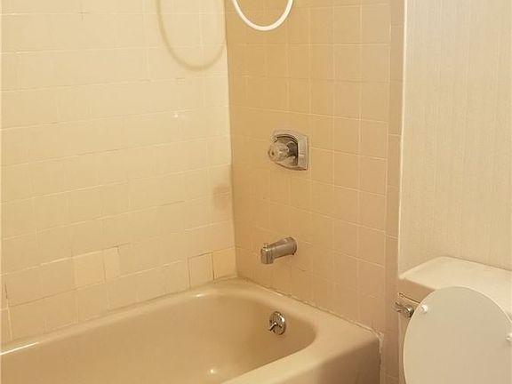 5th image of 134-55 160th St Floor 1