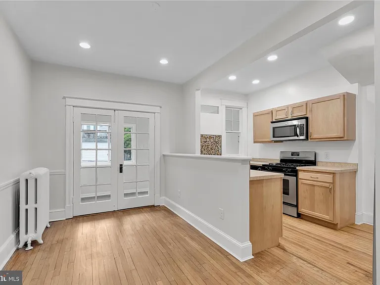 4007 4th St NW — Photo 5
