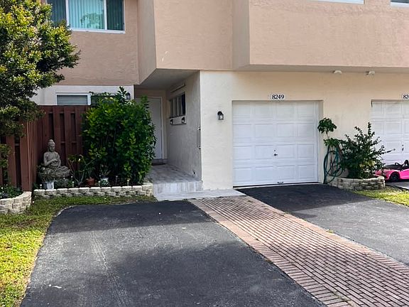 3rd image of 8249 NW 9th St