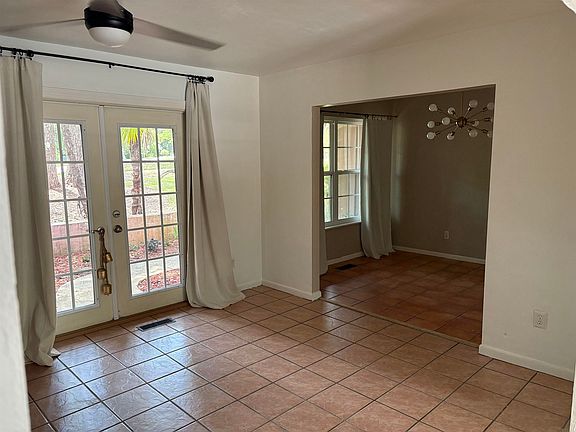 4th image of 1800 Salmon Dr