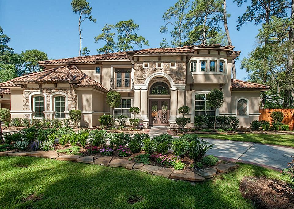1st image of 303 Chapel Belle Ln