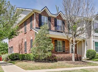 2200 Sandshell St, Bedford, TX 76021