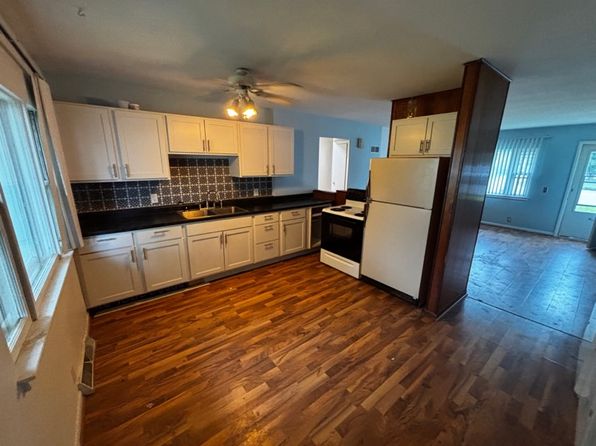 215 Locust St #215