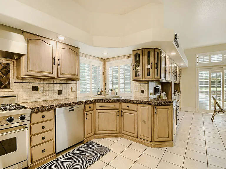 9661 Kings Mill Pl — Photo 15